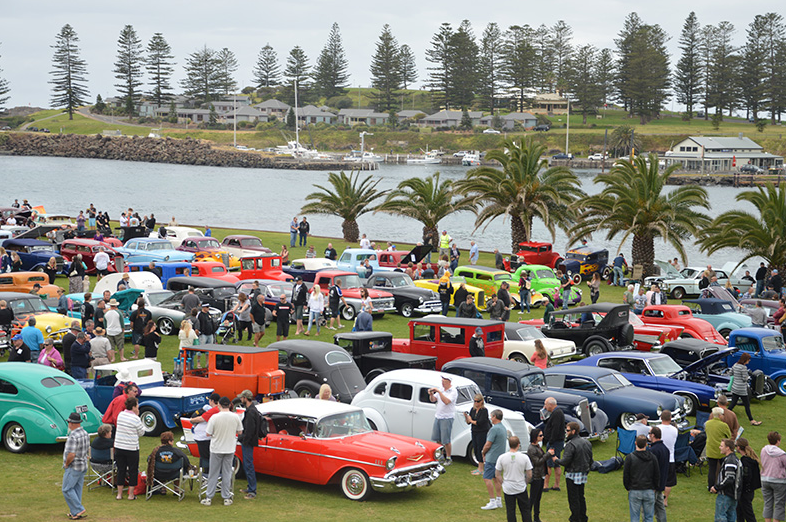 Kiama Makers & Growers and Romans Hot Rod Run